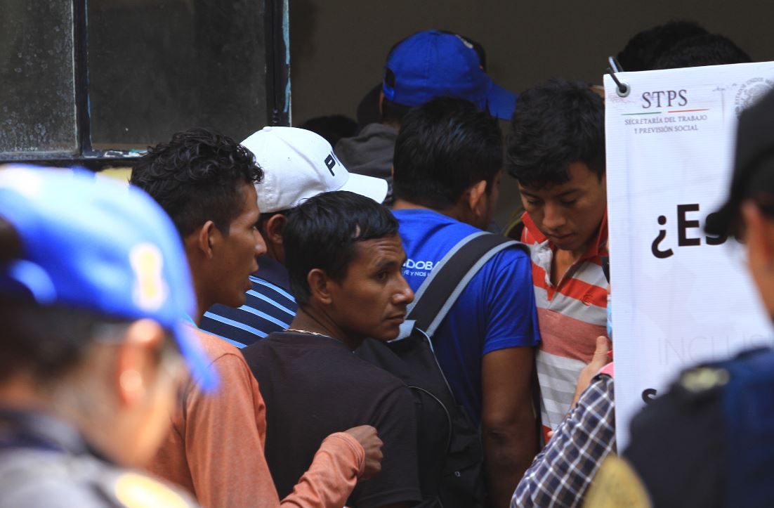 Inicia repatriación de 210 centroamericanos de quinta caravana migrante