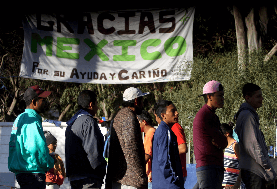 Migrantes centroamericanos buscan entrar a EU. (EFE) 