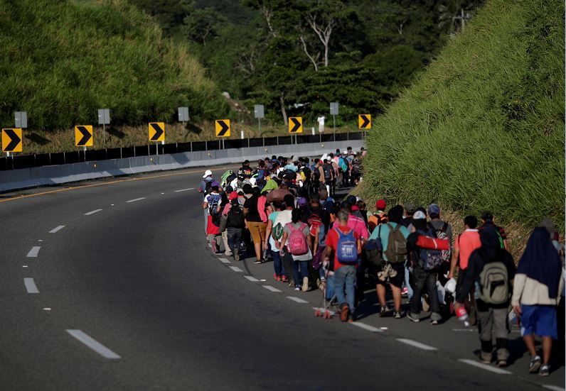 Estado de México aplica operativos de vialidad por paso de migrantes