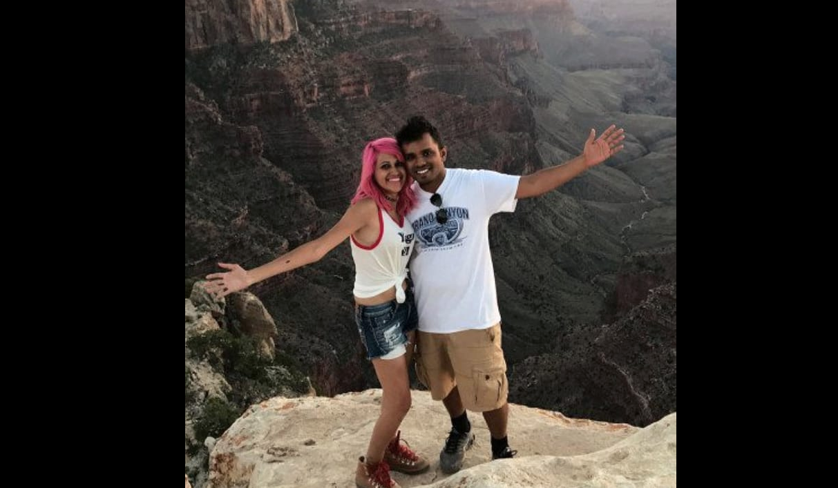 Por tomarse una selfie, pareja cae por un acantilado y muere