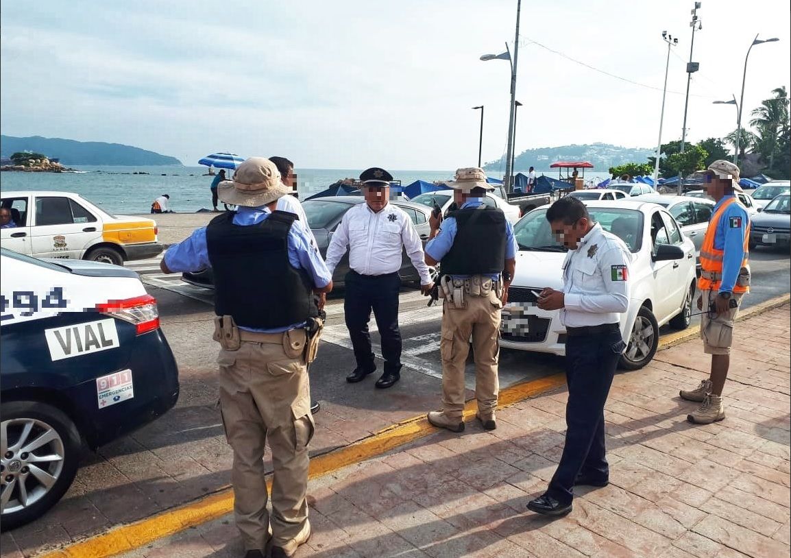Regresan armas a los policías de Acapulco, Guerrero