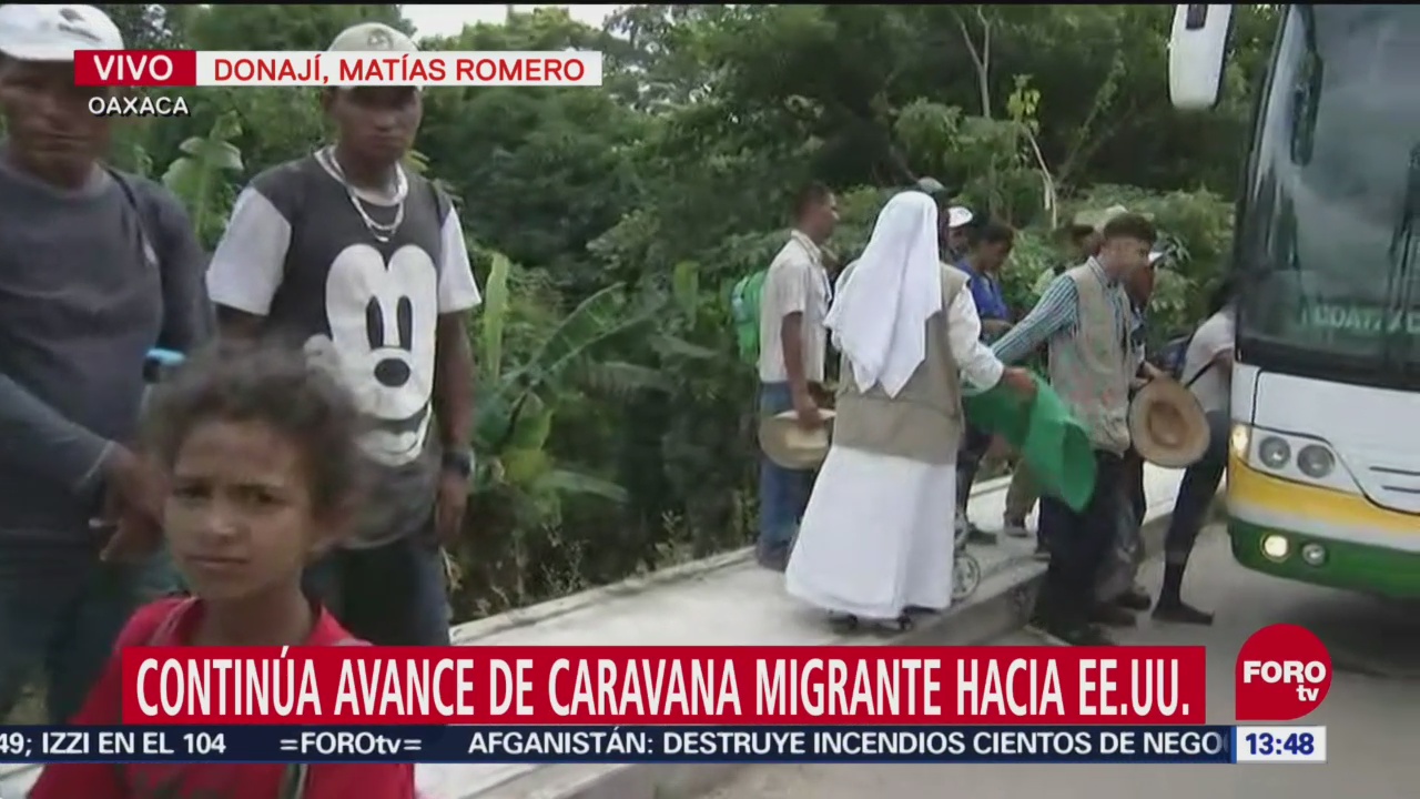 Primera caravana de migrantes llega a Sayula de Alemán, Veracruz