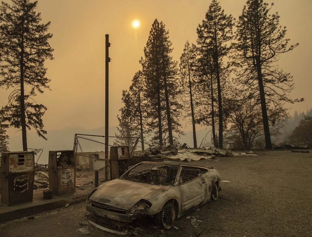 Aún hay más de 200 desaparecidos por los incendios en California