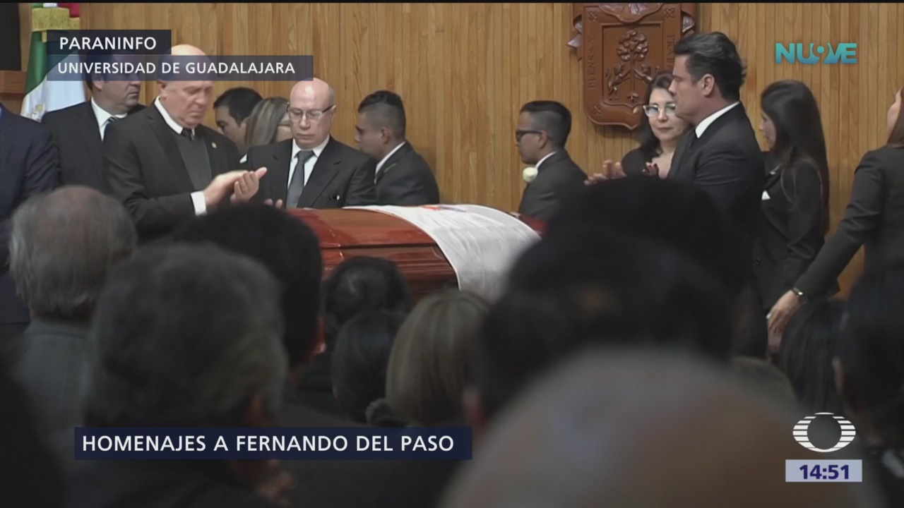 Rinden homenaje a Fernando del Paso en Guadalajara