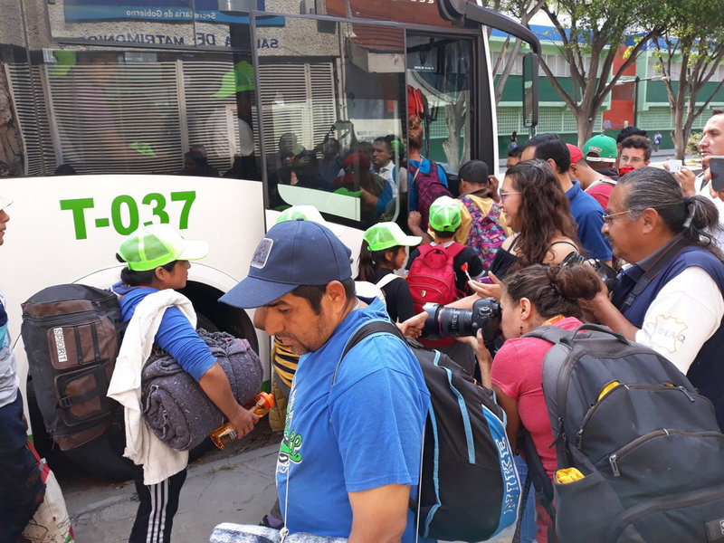 Caravana migrante se divide y avanza a Guanajuato, Jalisco y Aguascalientes