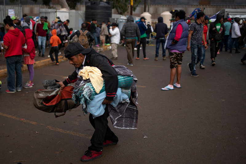 Reubican a migrantes en ‘El Barretal’, en Tijuana