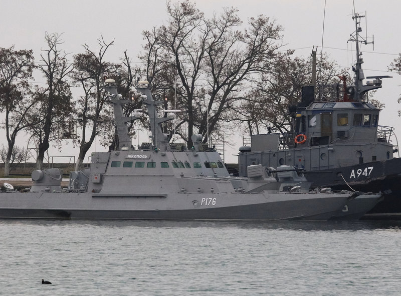 Ucrania pone en alerta a su Ejército tras escalada naval con Rusia
