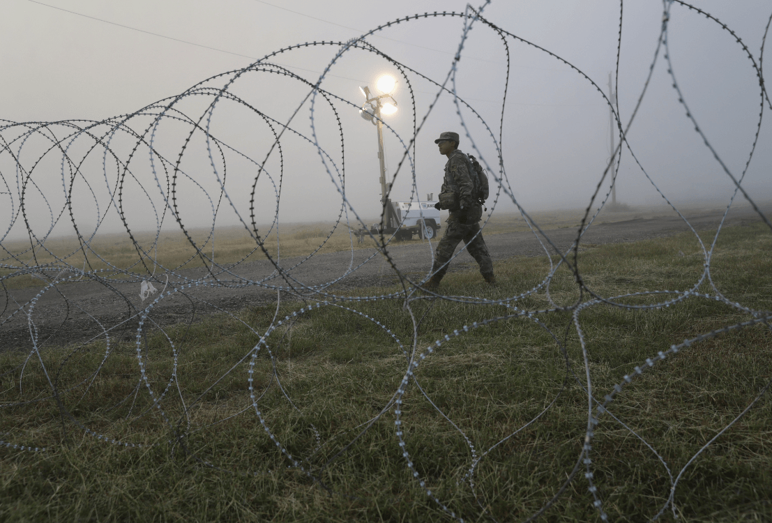 Soldado estadounidense en la frontera con México. (Getty Images) 