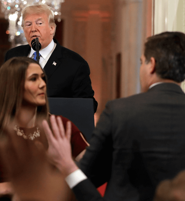 Trump confronta a periodista; ‘eres una persona terrible’, le dice