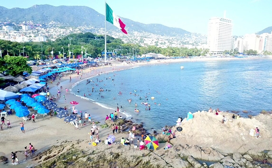 Mar de fondo podría disminuir para el fin de semana largo en Acapulco