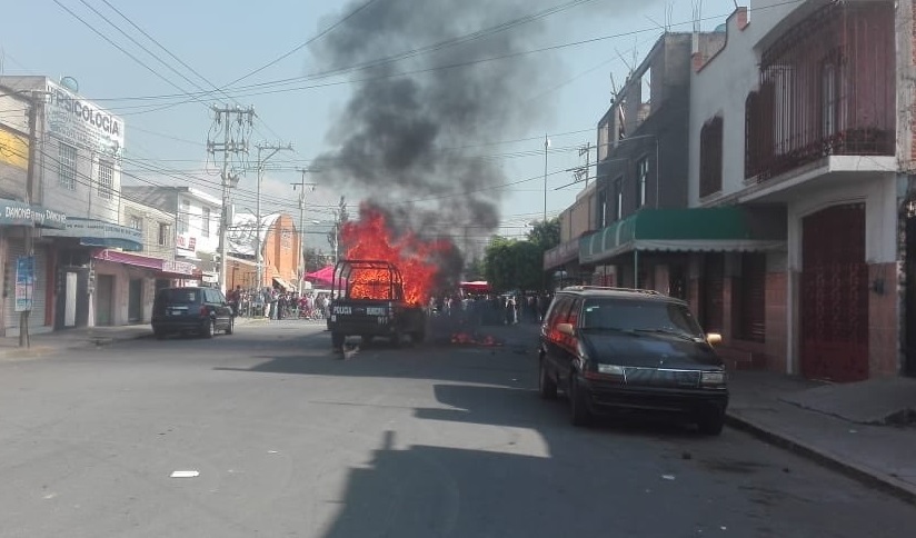 Muere menor atropellada Los Reyes La Paz incendian vehículos