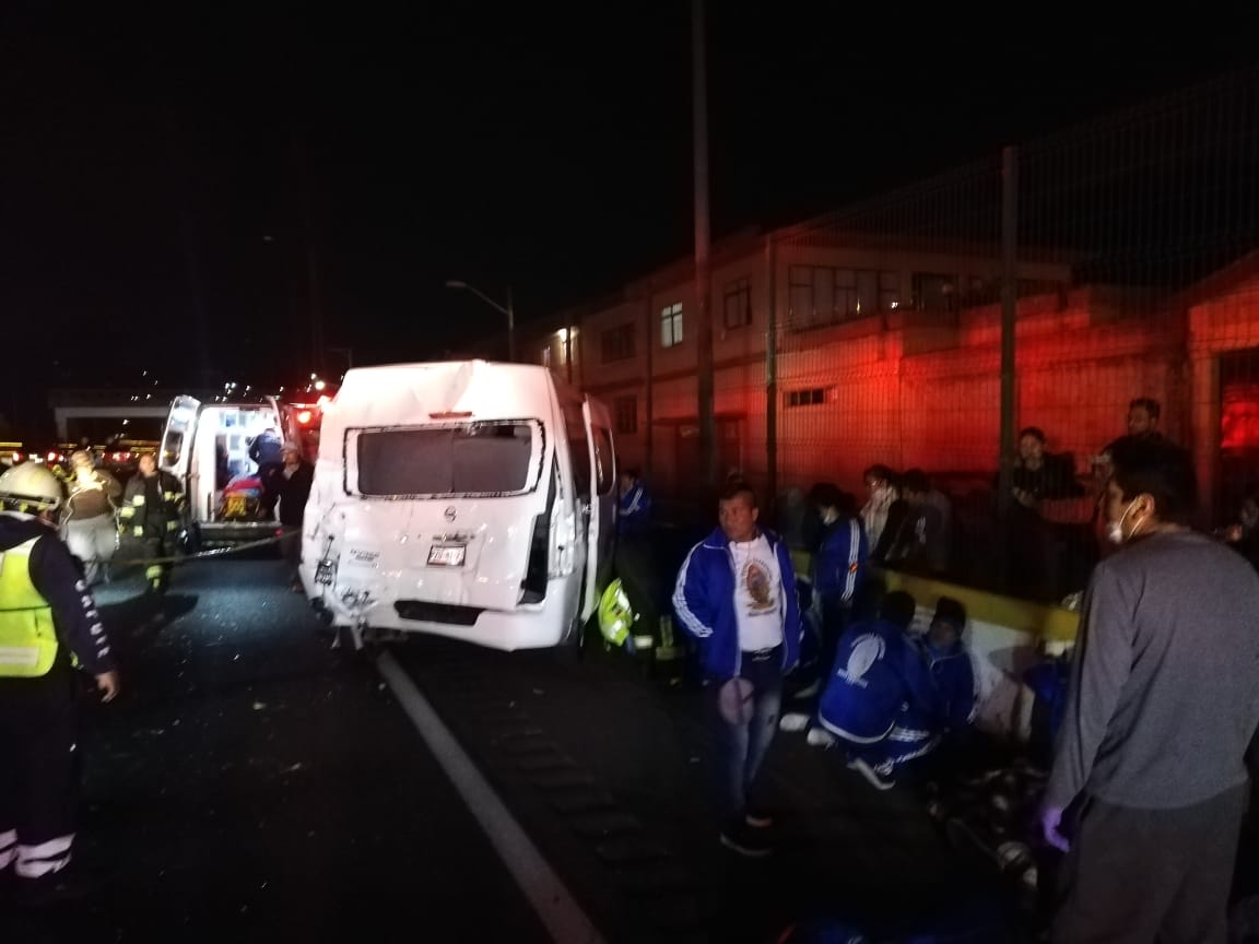 Accidentes México-Cuernavaca dejan 12 peregrinos lesionados