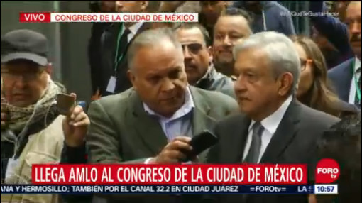 AMLO llega al Congreso de la Ciudad de México