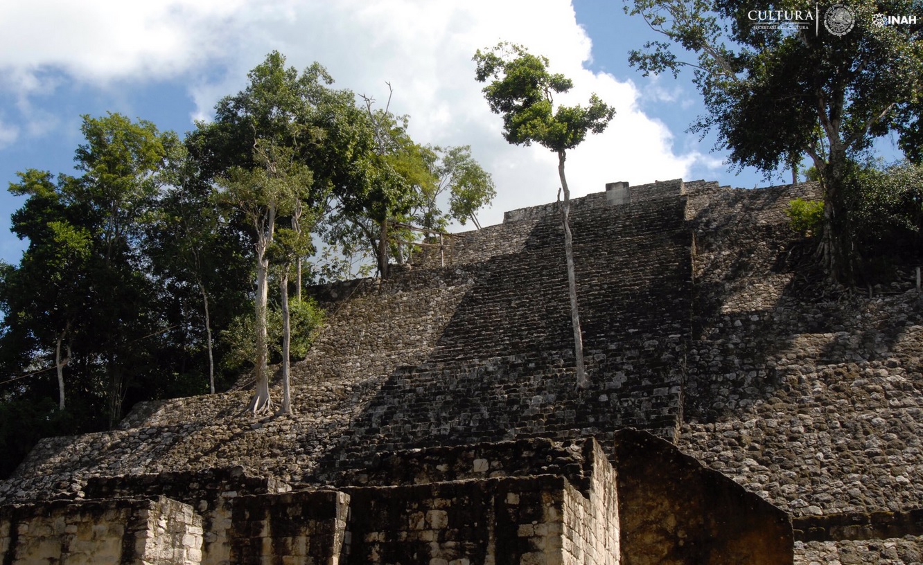 Calakmul, ciudad maya con más de 120 estelas encontradas