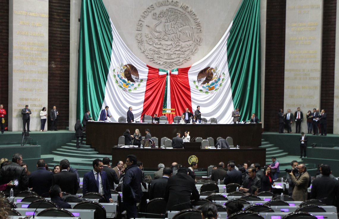 Oposición en San Lázaro impugna en la Corte a superdelegados y nuevas funciones de gobierno