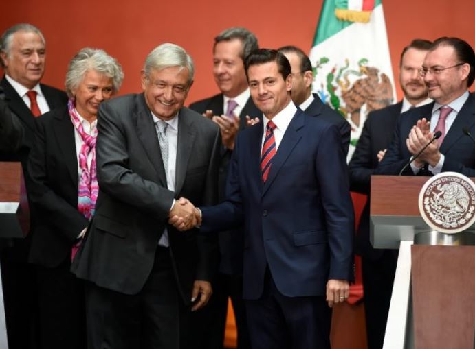 Peña Nieto celebra con el rey Felipe VI de España su última reunión en Los Pinos