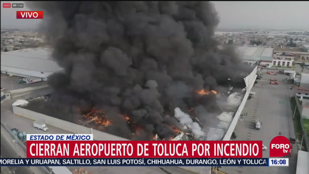 Cierran aeropuerto de Toluca por incendio