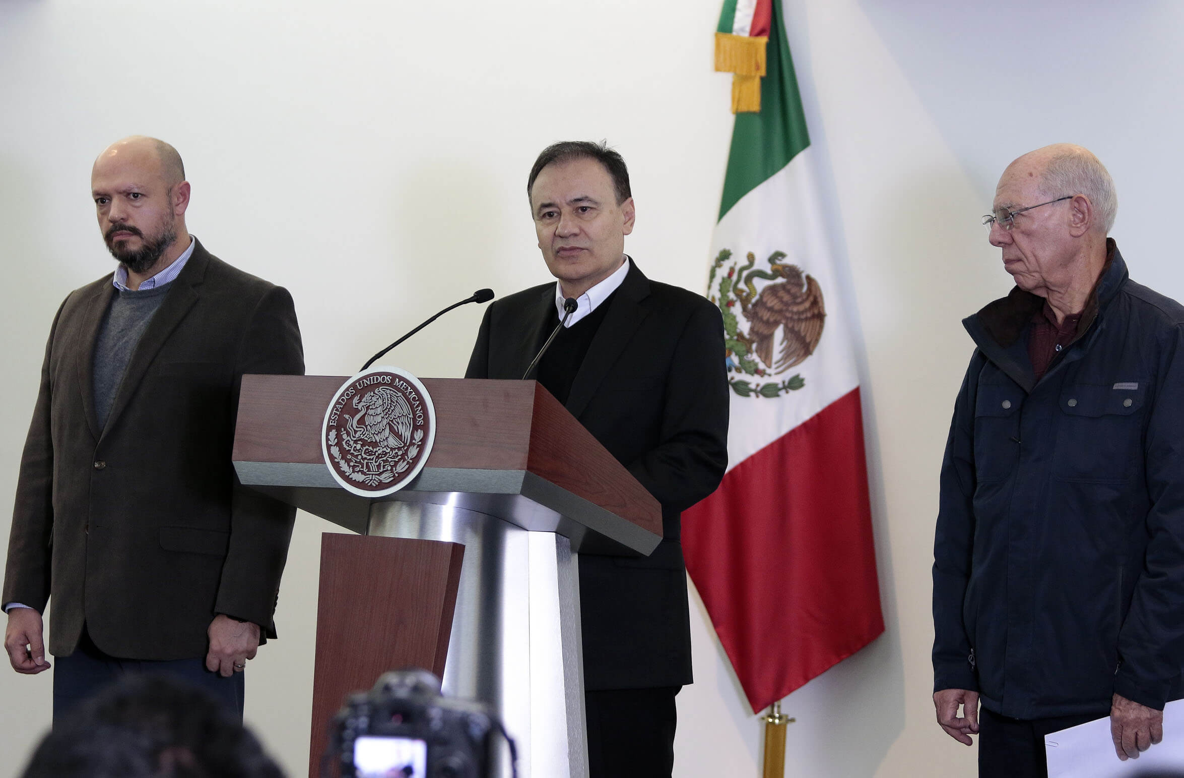 Descartan presencia de explosivos en helicóptero accidentado en Puebla