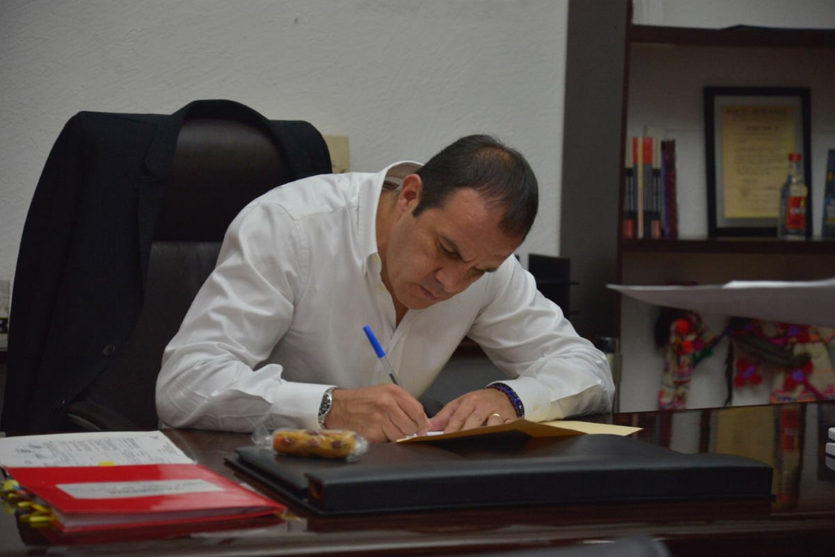 Cuauhtémoc Blanco rechaza disminuir su salario a propuesta de Morena
