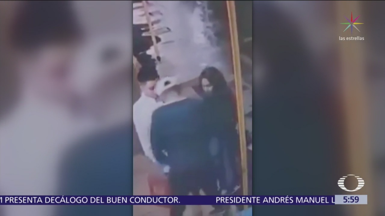 Delincuentes asaltan a una pareja en calles de Iztacalco, CDMX