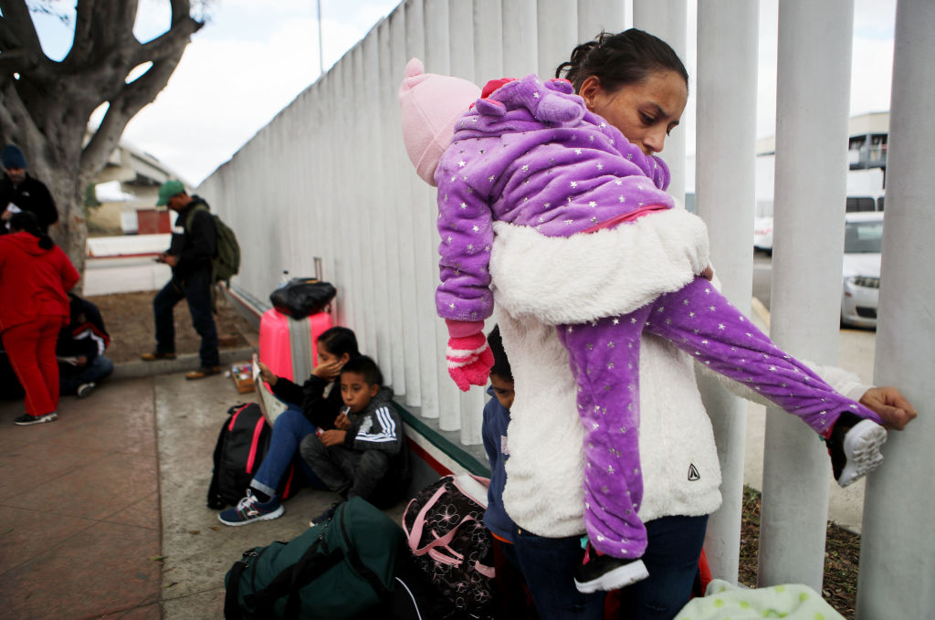 EEUU: 170 detenidos al intentar recuperar niños migrantes