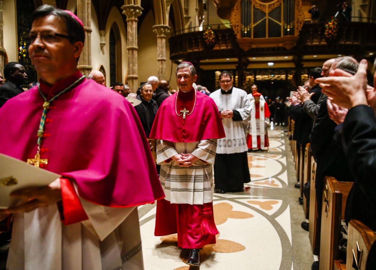 Descubren 500 casos más de sacerdotes pederastas en Chicago