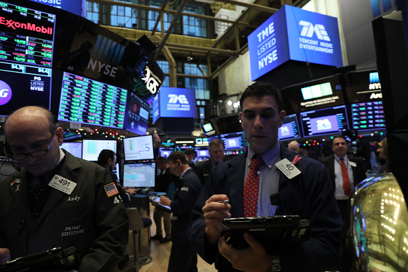 Wall Street cierra mixto y el Dow Jones gana 0.29 por ciento