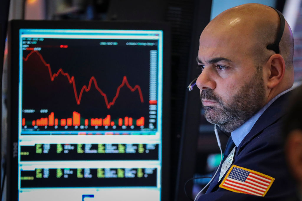 Wall Street cierra con fuertes pérdidas y el Dow Jones cae