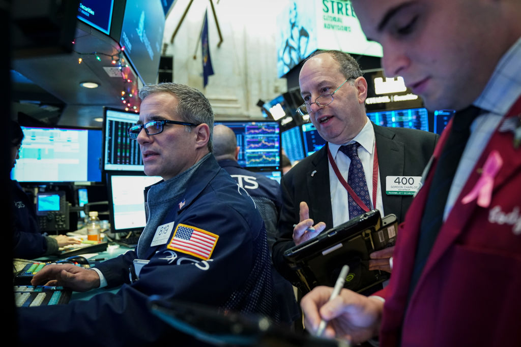 Wall Street cierra mixto y el Dow Jones pierde 0.22%