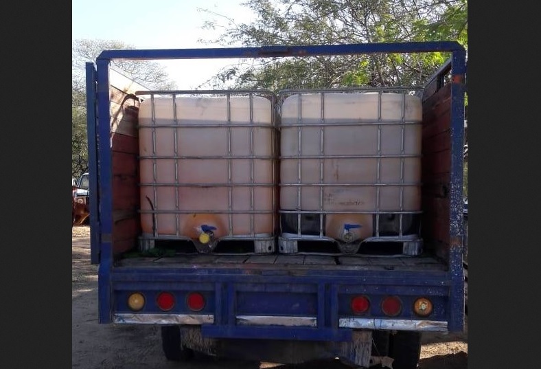Aseguran camioneta con hidrocarburo robado en Oaxaca
