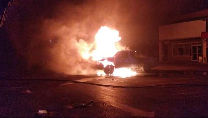 Hombres encapuchados incendian antro en Ciudad Juárez