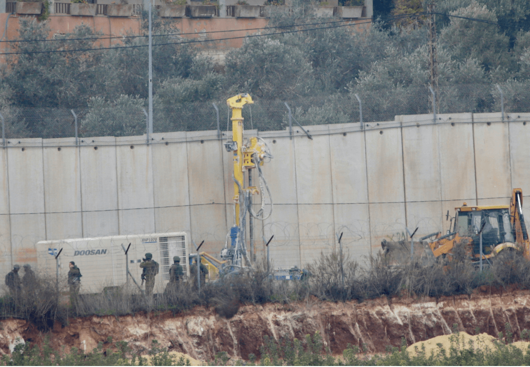 Israel destruye túneles de Hezbolá desde Líbano
