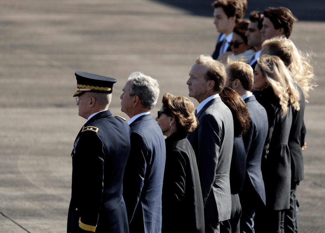 Los miembros de la familia Bush. (AP) 