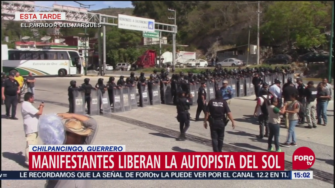 Manifestantes Retiran Bloqueo Autopista Del Sol