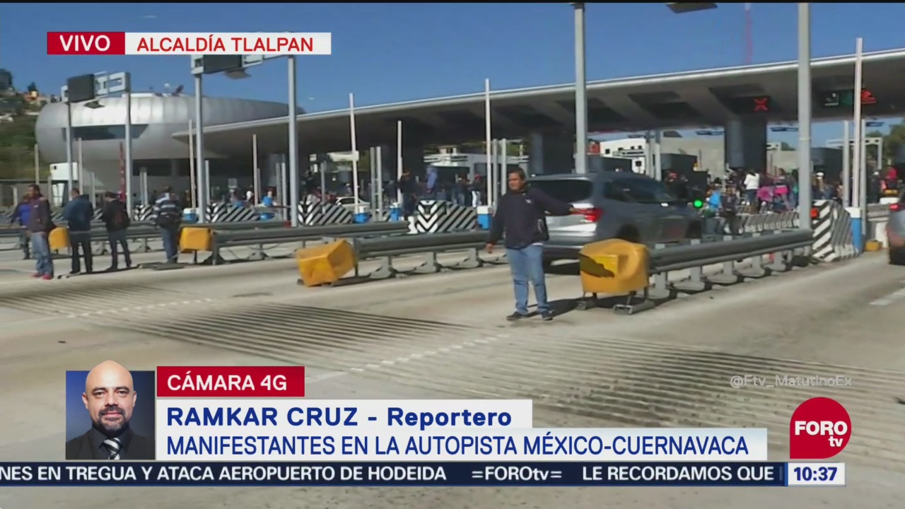 Manifestantes toman caseta en autopista México-Cuernavaca