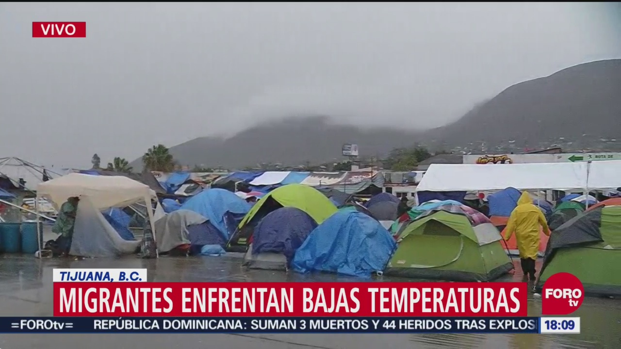 Migrantes padecen mal clima en Tijuana