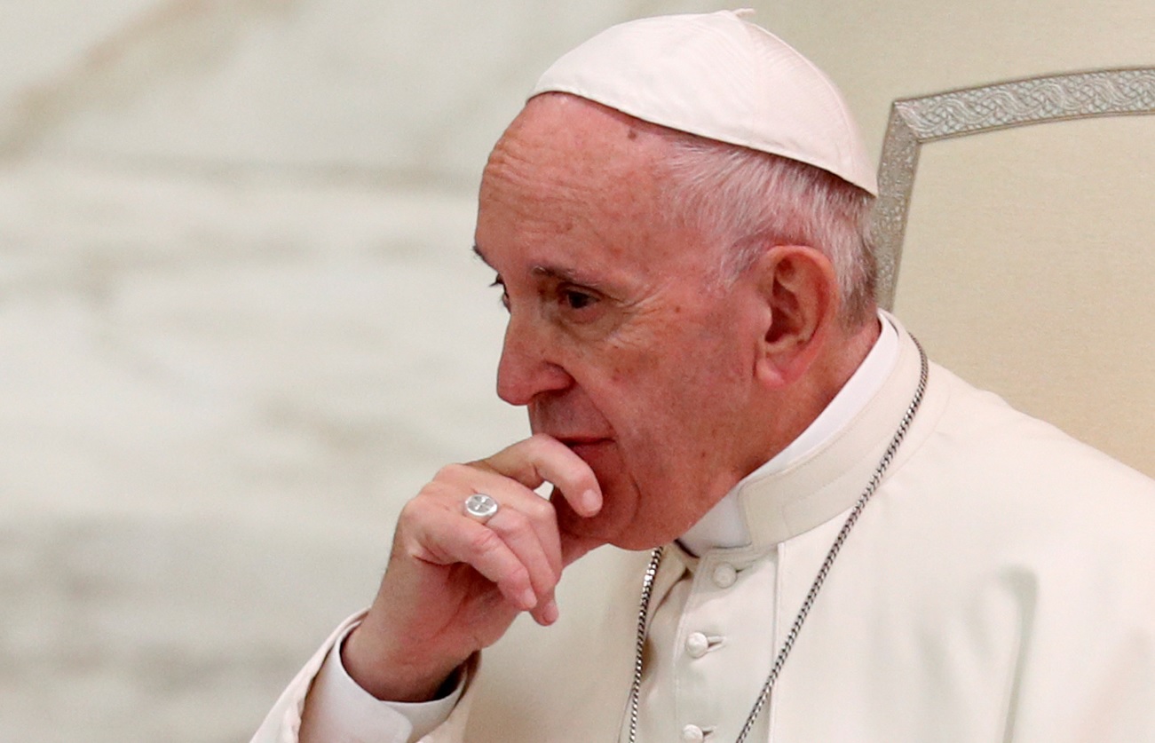 Papa Francisco pide a curas responsables de abuso sexual entregarse a la justicia