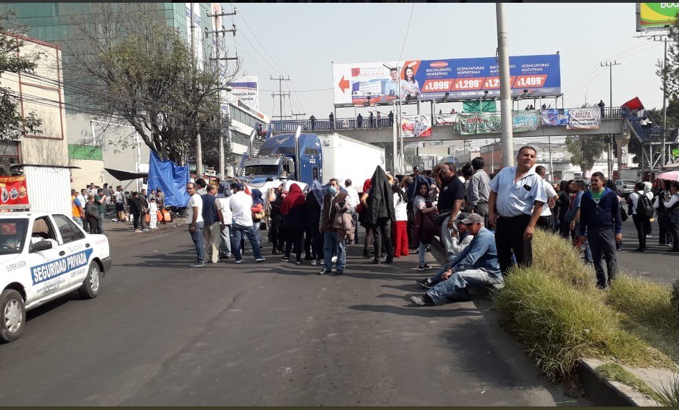 Trabajadores del DIF protestan por pagos atrasados Naucalpan