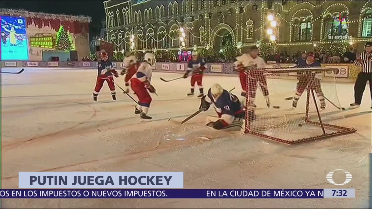 Putin despide 2018 con partido de hockey en Plaza Roja de Moscú