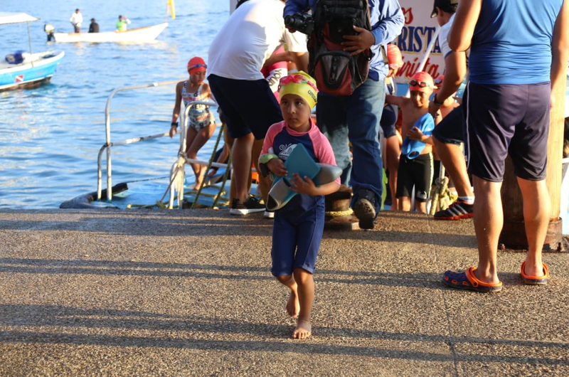 nadadores maraton aguas abiertas acapulco deportes