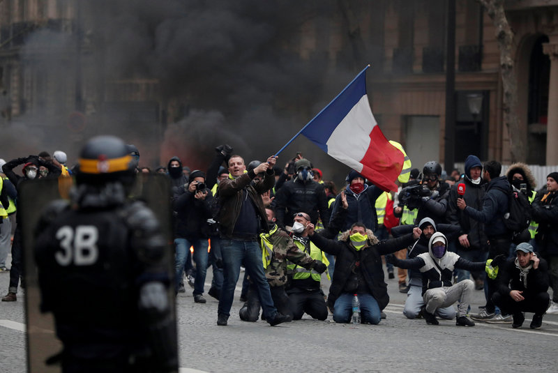 Francia: Suman mil 723 detenidos en protestas de los ‘chalecos amarillos’