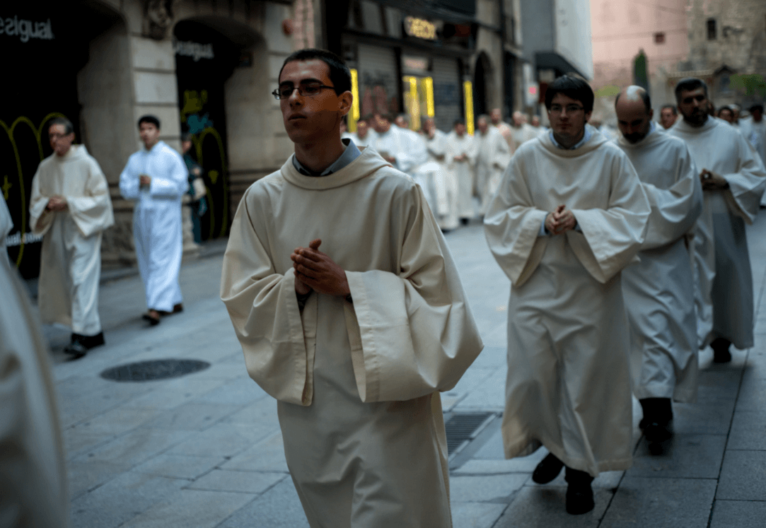 Seminaristas católicos en Barcelona. (Getty Images, archivo) 