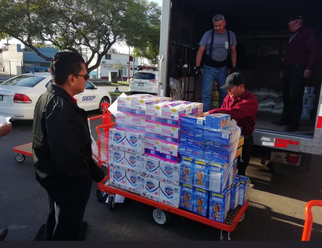 Honduras entrega ayuda humanitaria a migrantes en Tijuana