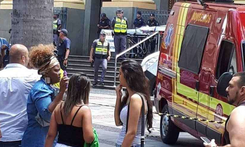 Tiroteo en catedral de Sao Paulo deja al menos cinco muertos. (https://www.em.com.br)