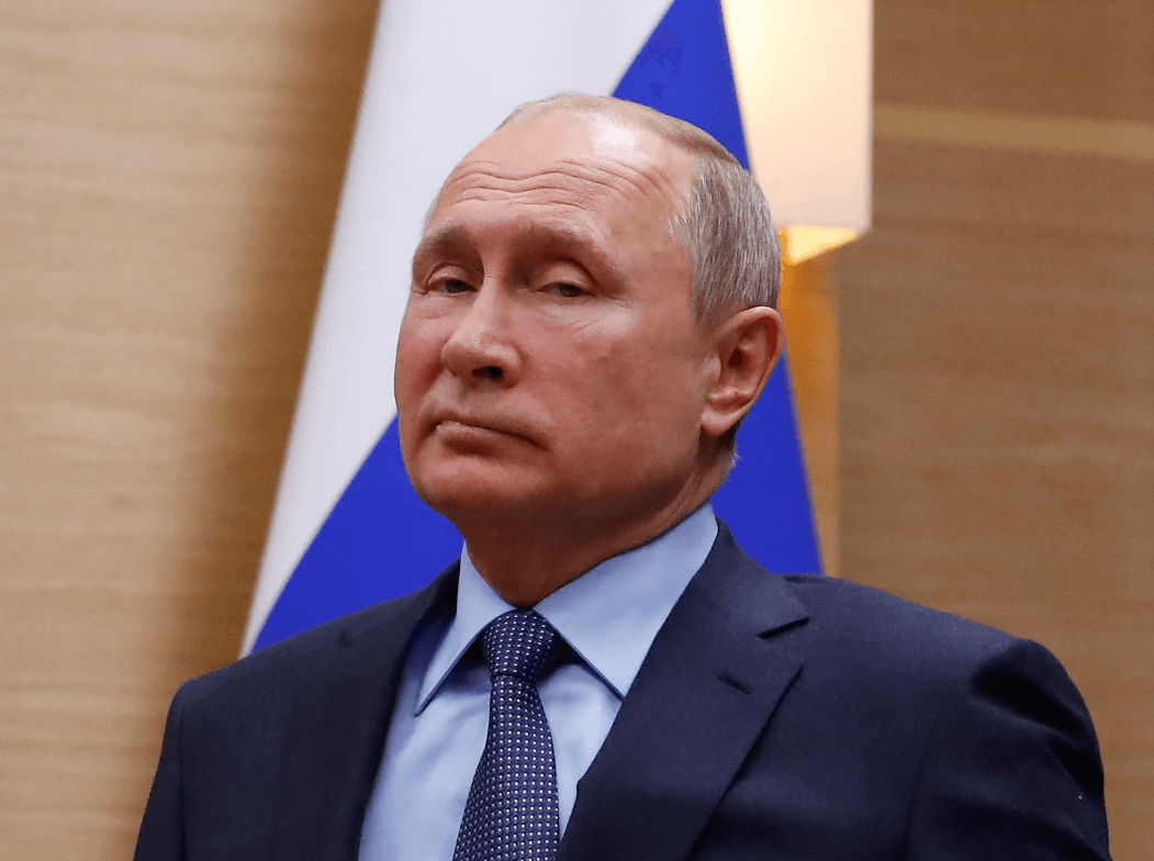 Putin: Si EU fabrica misiles de medio alcance Rusia también lo hará