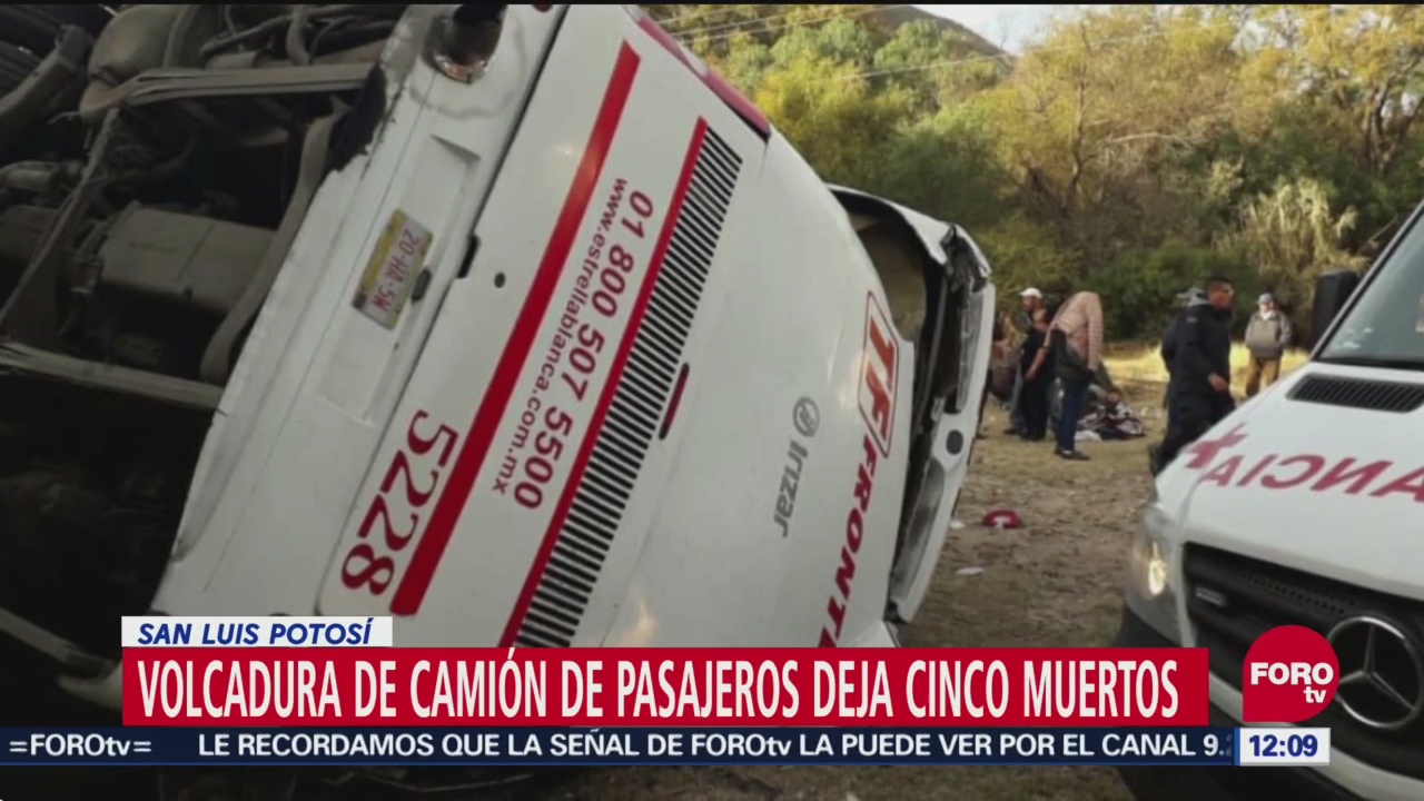 Volcadura de camión en San Luis Potosí deja 5 muertos