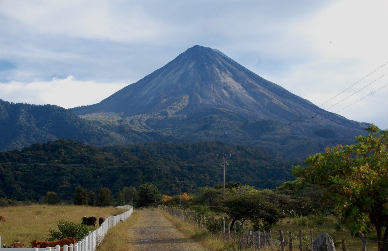 Volcán de Fuego de Colima lleva 22 meses en calma