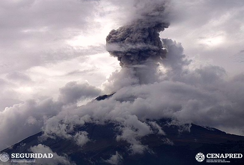 olcán Popocatépetl emite 65 exhalaciones de baja intensidad