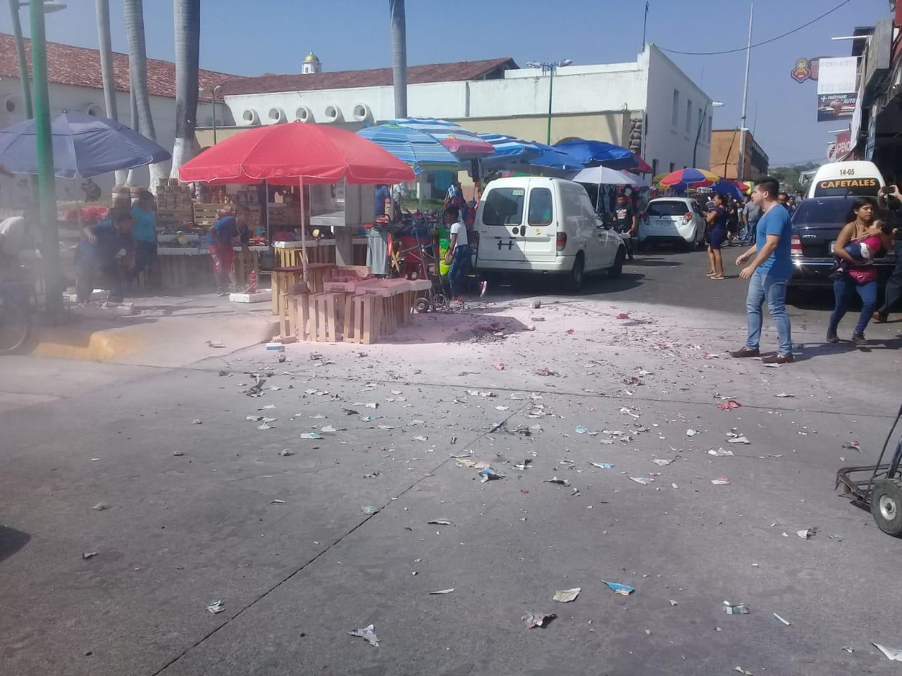 Conato de incendio en puesto semifijo de pirotecnia en Tapachula, Chiapas