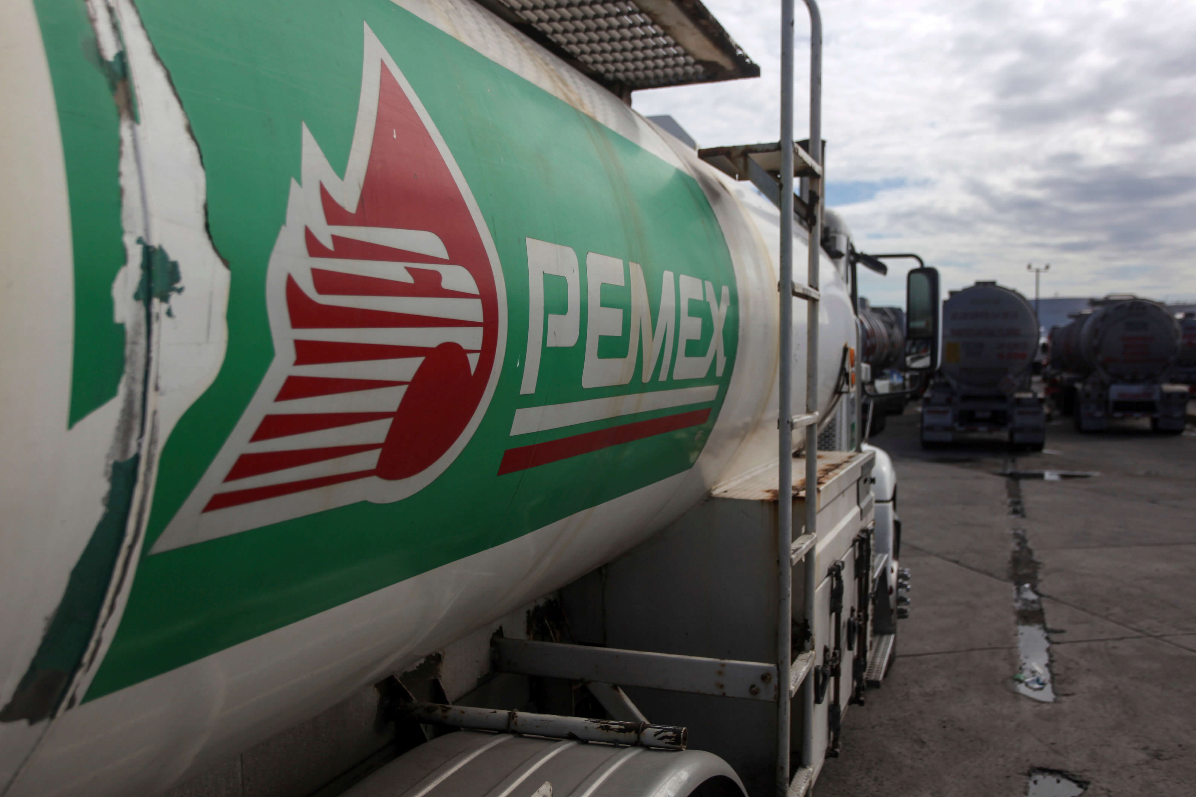Pemex enviará 41 mil barriles de gasolina a Guanajuato